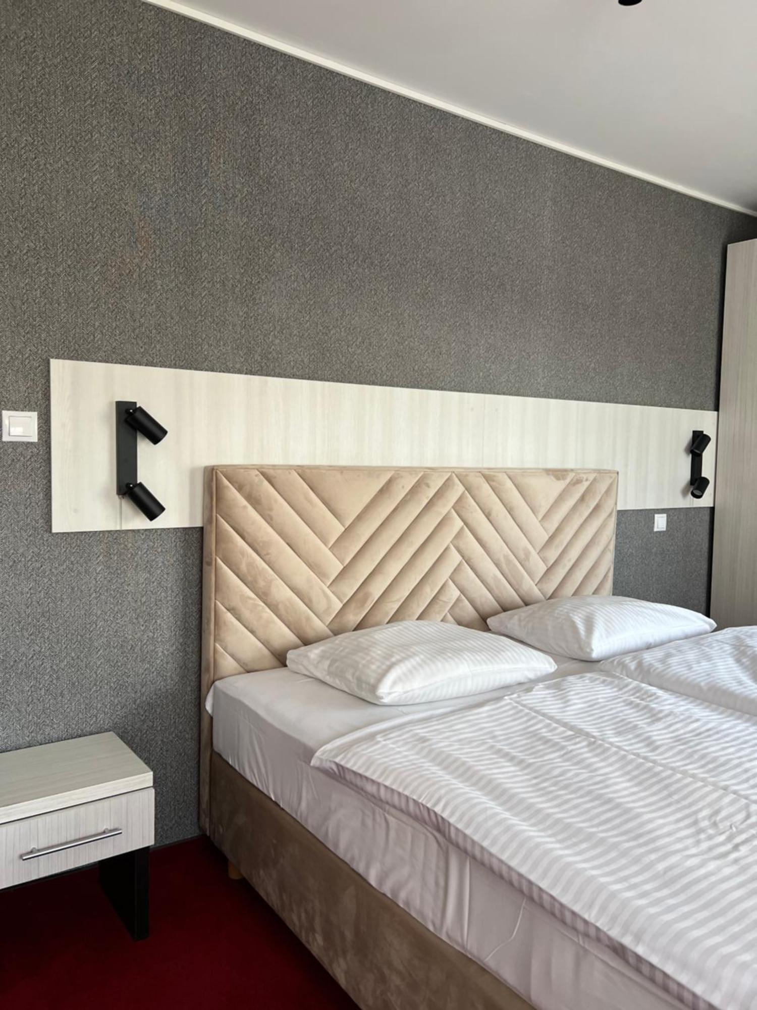 Hotel Olimp Прудник Экстерьер фото