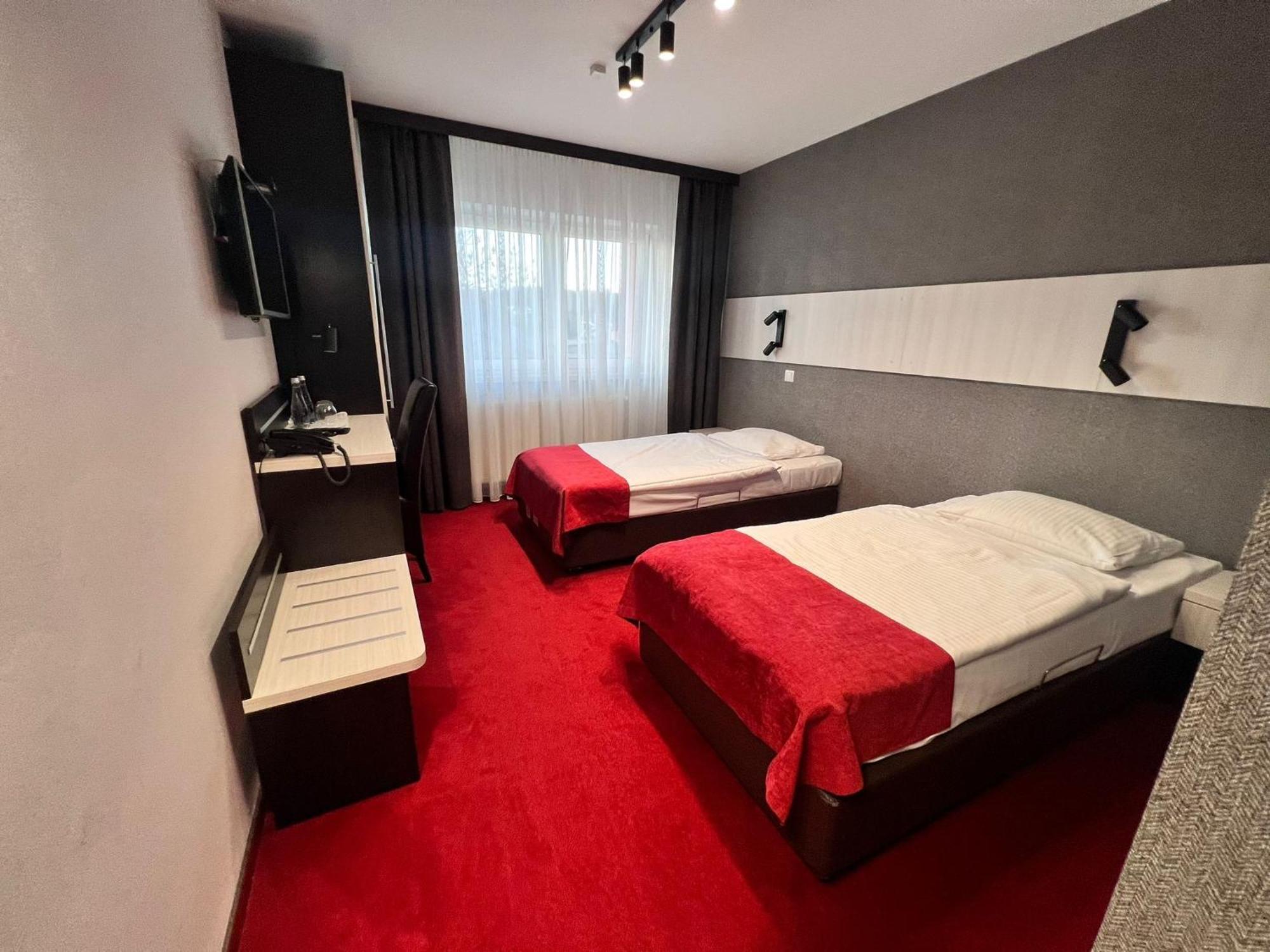 Hotel Olimp Прудник Экстерьер фото