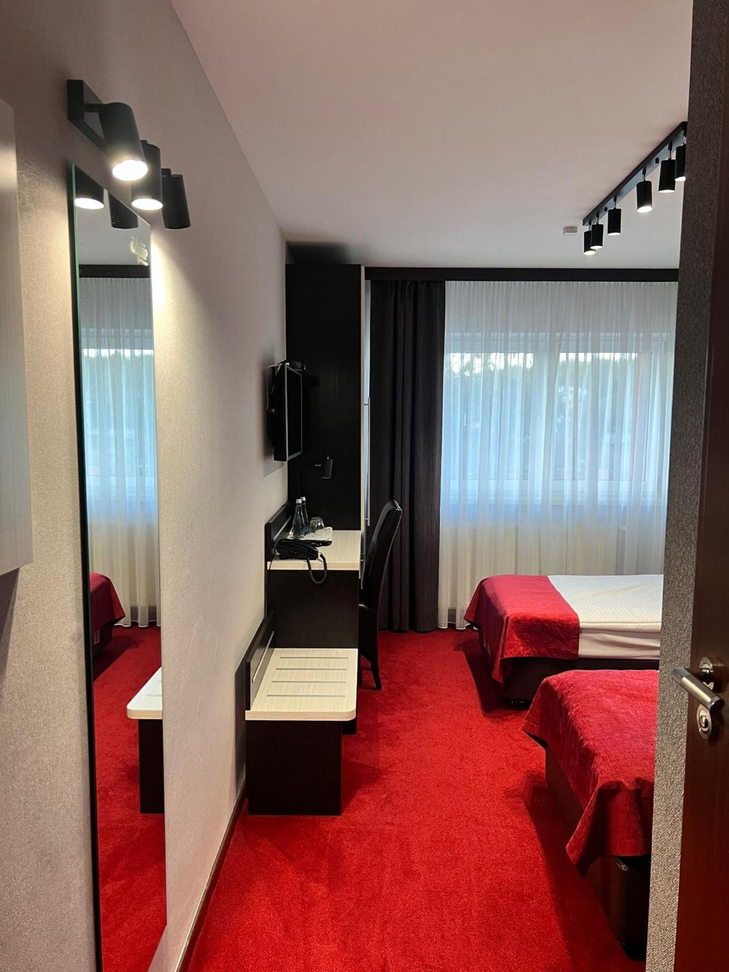 Hotel Olimp Прудник Экстерьер фото